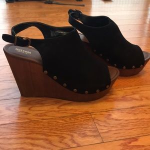 Mossimo Platform Wedges with Gold Stud Detail